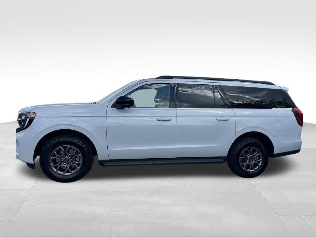 Certified 2025 Ford Expedition Max Active AWD/4WD image 8