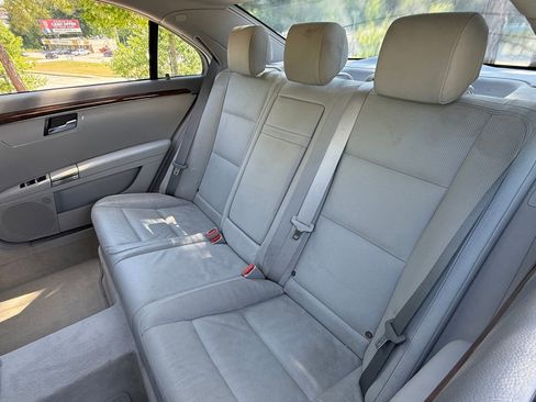 Used 2010 Mercedes-Benz S 550 image 41