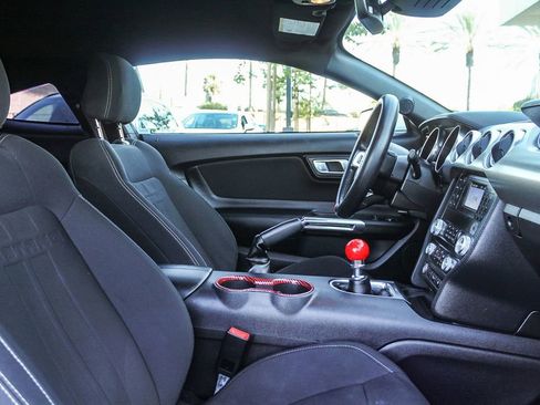 Used 2021 Ford Mustang GT RWD image 22