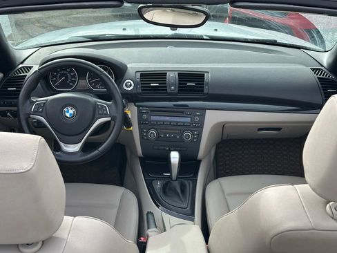 Used 2013 BMW 128i Convertible image 21