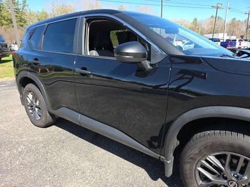 Used 2021 Nissan Rogue S AWD/4WD image 27