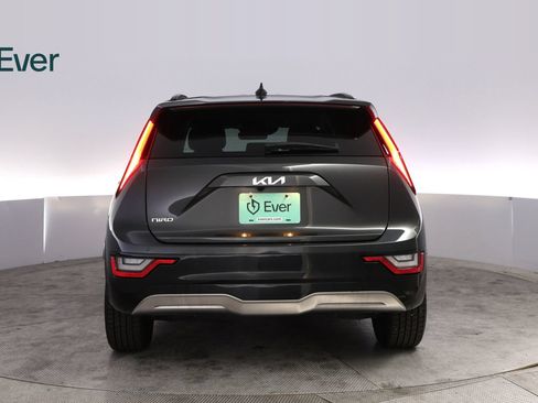 Used 2023 Kia Niro Wave FWD image 14