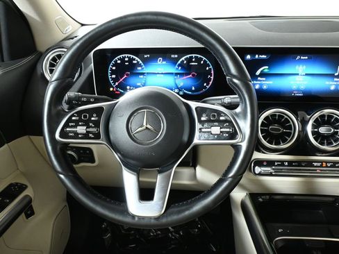 Used 2021 Mercedes-Benz GLA 250 4MATIC image 18
