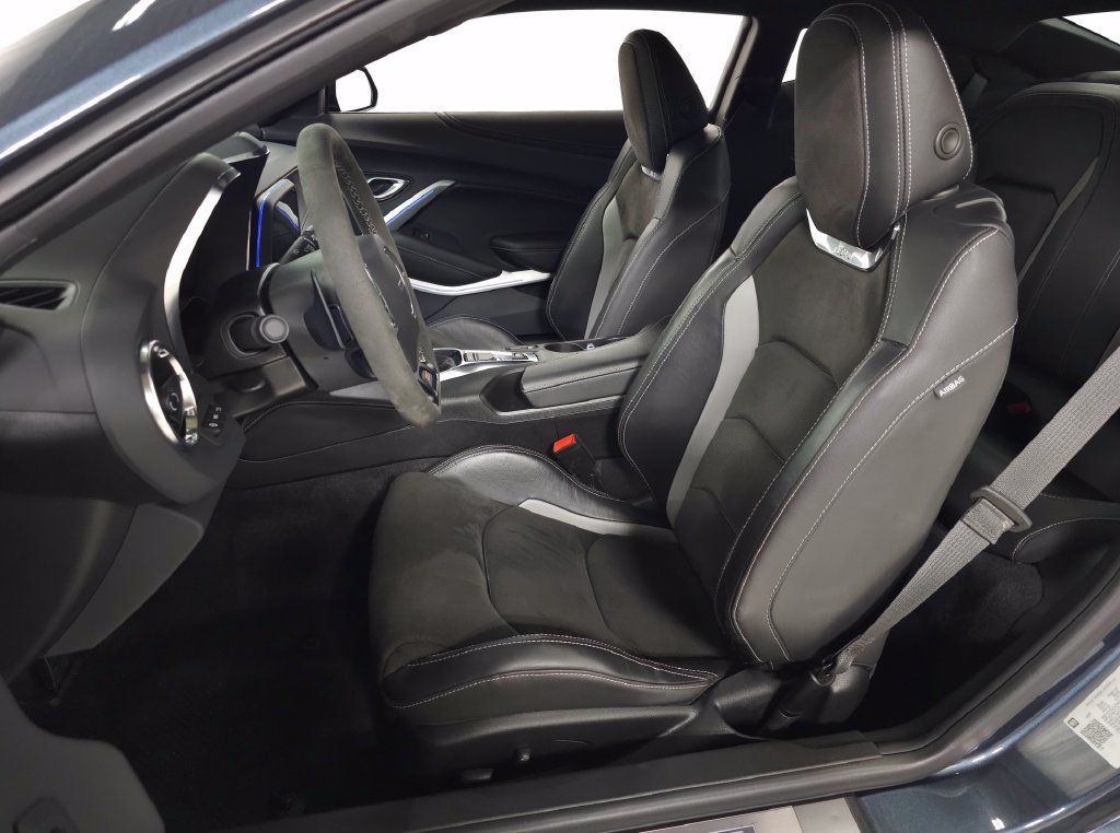 Used 2023 Chevrolet Camaro SS RWD image 16