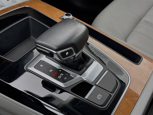 Used 2022 Audi Q5 2.0T Premium Plus image 16