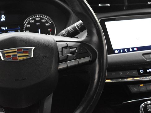 Used 2021 Cadillac XT4 Premium Luxury w/ Cold Weather Package FWD image 9