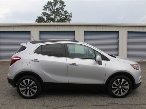 Used 2019 Buick Encore Essence AWD/4WD image 9