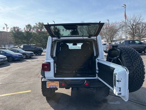 Certified 2022 Jeep Wrangler Unlimited Sport image 26