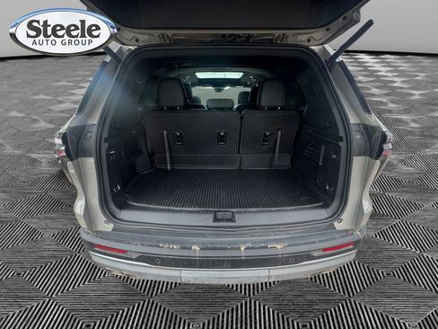 Used 2026 Chevrolet Traverse Z71 w/ Enhanced Driving Package AWD/4WD image 19