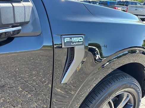 Used 2021 Ford F150 Lariat w/ Equipment Group 502A High AWD/4WD image 11