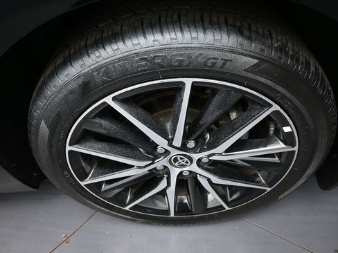 Certified 2022 Toyota Camry SE image 15