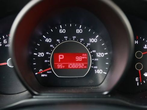 Used 2016 Kia Soul + FWD image 50