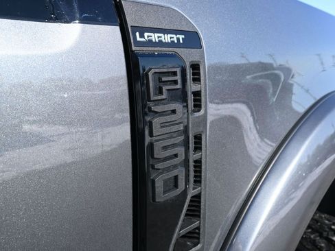 New 2026 Ford F250 Lariat w/ Black Appearance Package image 9