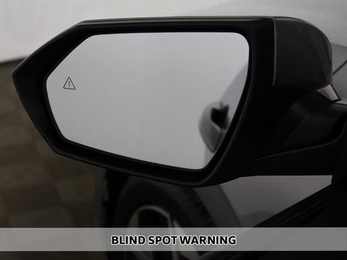 Used 2023 Hyundai Elantra SEL w/ Convenience Package image 5