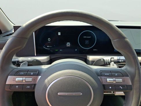 Used 2025 Hyundai Sonata Limited FWD image 18