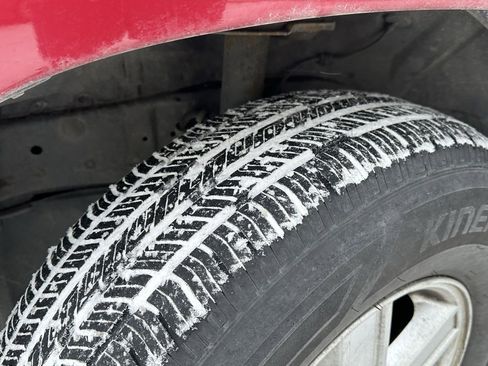 Used 2007 Ford Escape XLS image 9