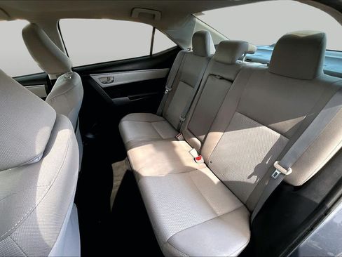 Used 2016 Toyota Corolla LE FWD image 21