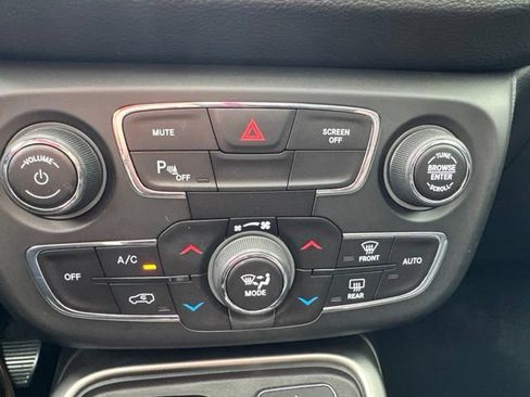Used 2019 Jeep Compass High Altitude AWD/4WD image 24