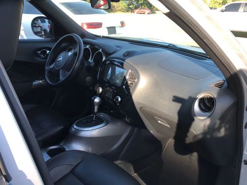 Used 2011 Nissan Juke SL image 35