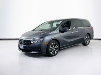 Used 2023 Honda Odyssey Touring video 1