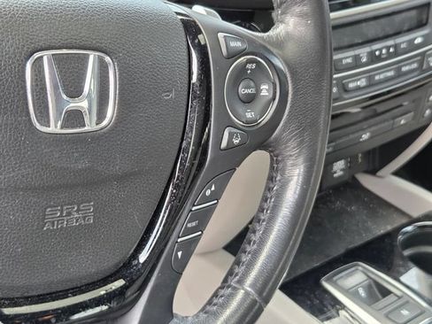 Used 2016 Honda Pilot Elite image 6