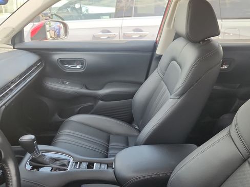 Used 2023 Honda HR-V EX-L image 9