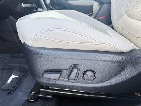 Used 2022 Kia Seltos EX image 16