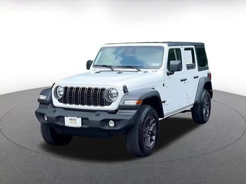 Used 2025 Jeep Wrangler Sport S AWD/4WD image 7