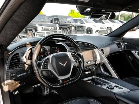 Used 2018 Chevrolet Corvette Z06 RWD image 14