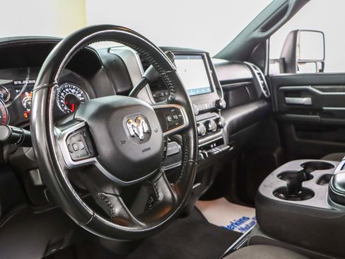 Used 2024 RAM 2500 Big Horn AWD/4WD image 24
