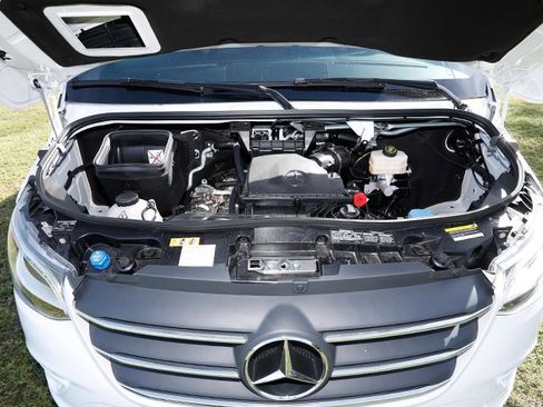 Used 2024 Mercedes-Benz Sprinter 3500 image 10