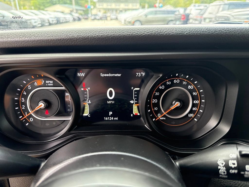 Certified 2024 Jeep Wrangler Unlimited Sport AWD/4WD image 11