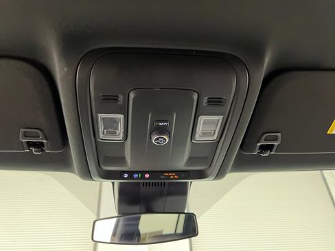 Used 2025 Chevrolet Suburban LT RWD image 69