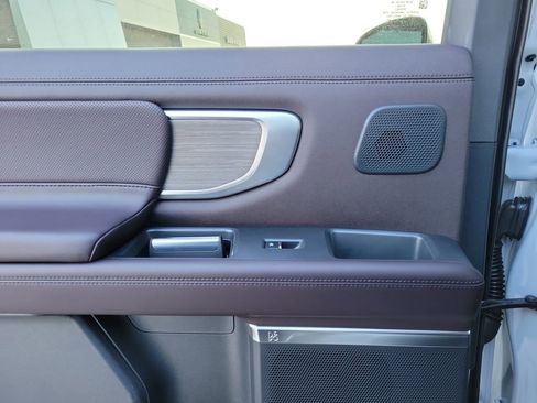 New 2025 Ford Expedition Platinum w/ Platinum Ultimate Package image 14