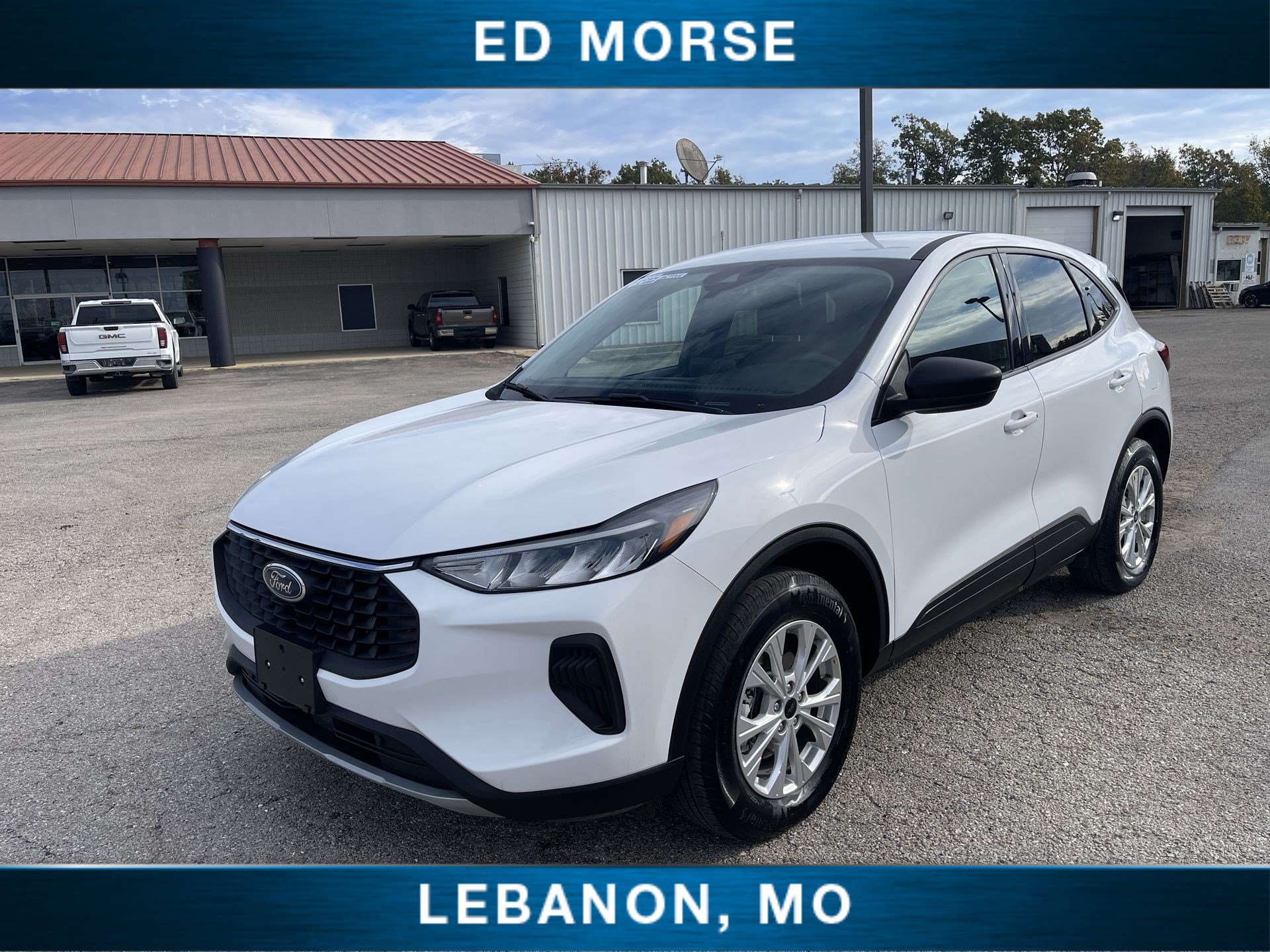 Used 2025 Ford Escape Active AWD/4WD image 1
