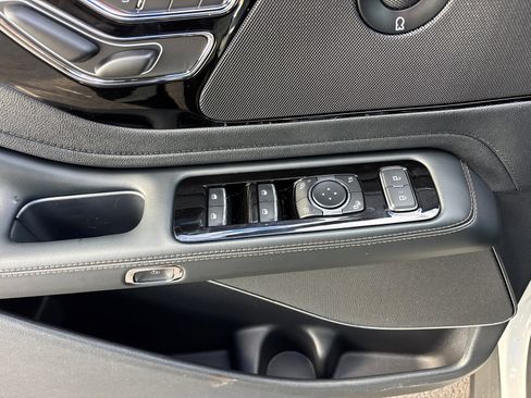 New 2026 Lincoln Aviator Reserve AWD/4WD image 13