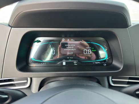 New 2025 Hyundai Elantra Blue image 17