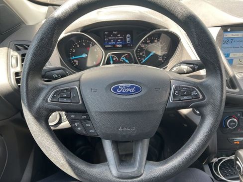 Used 2019 Ford Escape SE AWD/4WD image 9