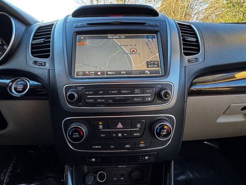 Used 2014 Kia Sorento EX w/ EX V6 Touring Package image 14