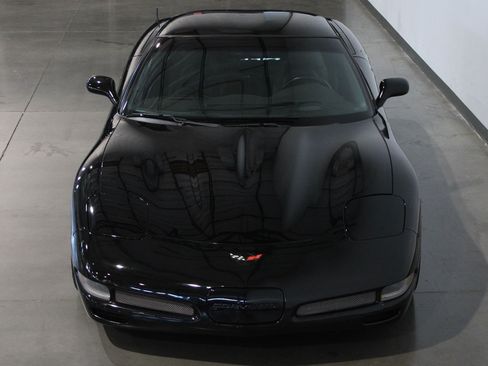 Used 2001 Chevrolet Corvette Z06 RWD image 5