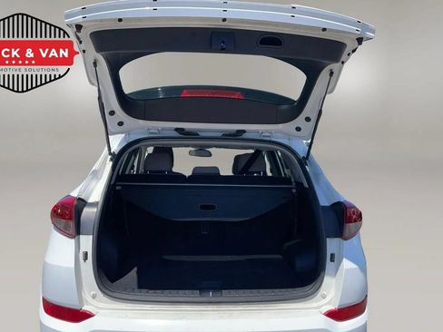 Used 2018 Hyundai Tucson SEL AWD/4WD image 35