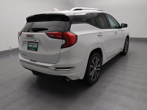Used 2019 GMC Terrain Denali w/ Comfort Package image 9