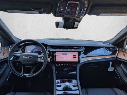 New 2026 Jeep Grand Cherokee Summit AWD/4WD image 15