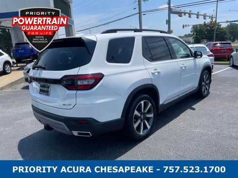 Used 2025 Honda Pilot Elite image 5