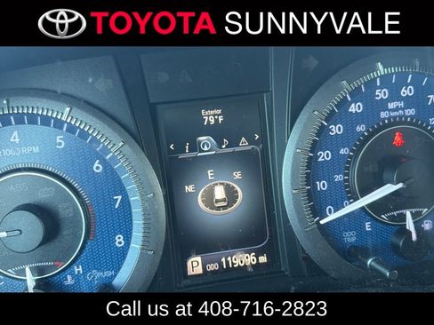 Used 2017 Toyota Sienna XLE Premium AWD/4WD image 3