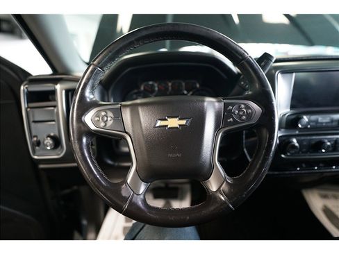 Used 2018 Chevrolet Silverado 1500 LT w/ LT Eassist Package image 18