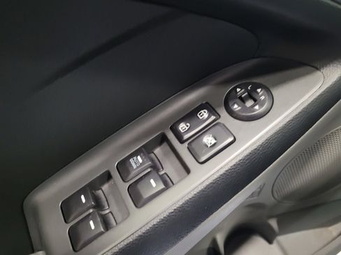 Used 2018 Kia Forte LX FWD image 27