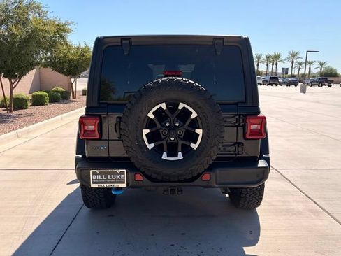 Certified 2025 Jeep Wrangler Unlimited Rubicon 4xe w/ Safety Group AWD/4WD image 8
