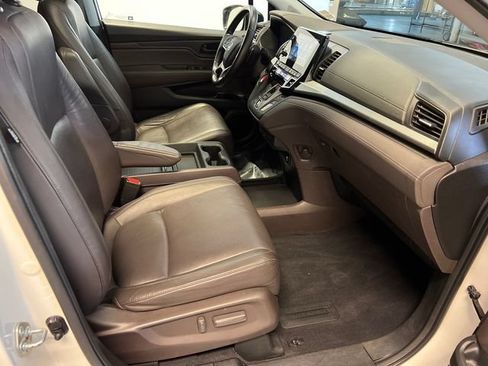 Used 2018 Honda Odyssey EX-L image 11