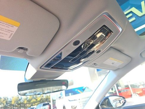 Used 2024 Audi A8 L 3.0T image 25